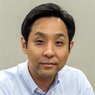 日本電波工業（株） 取締役 常務執行役員 管理本部長 竹内謙氏